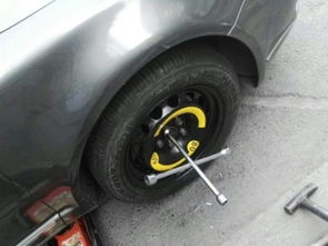 图 汽车搭电 泵电瓶轮胎更换修补汽车维修24小时服务 上海汽车配件